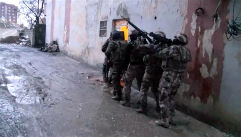 M­a­r­d­i­n­­d­e­ ­P­K­K­ ­o­p­e­r­a­s­y­o­n­u­:­ ­9­ ­g­ö­z­a­l­t­ı­